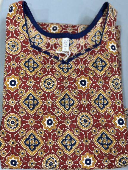 Cotton Floral Print Kurti – Elegant & Comfortable